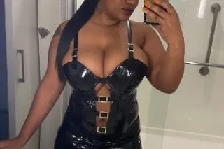 ✨BACK IN TOWN ✨Sensual Milking... - Image 4