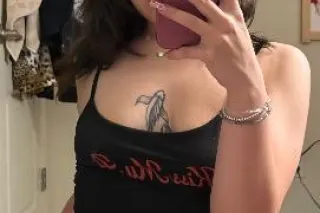 Brunette & Pretty & Petite 😍 !... - Image 4