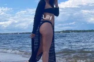 Sexy Sweet Petite Treat Now Vi... - Image 3