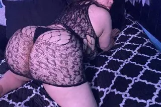 😍BIG BOOTY STALLION! GREAT AMA... - Image 1