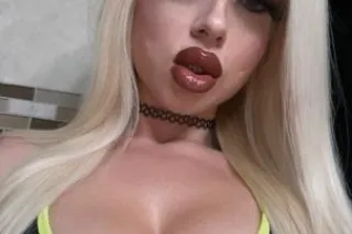 💄💋🌺💦BUBBLE BUTT - BUSTY and Ho... - Image 1