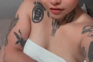 hii im back🫶🌸🫶🌸 still shy come play w me 😘 - Image 2