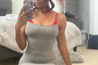 CUTE🥰SLIM THICC😘ADORABLE😇EBONY... - Image 2