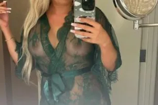 califorina blonde bombshell visiting available incall and outcall all over - Image 6