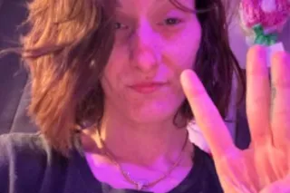 new to the city, looking for m... - Image 2