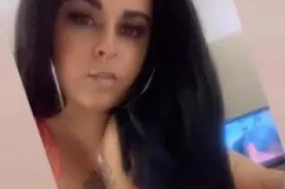 its your favorite 🇵🇷 Princess 👸 🥂 - Image 1