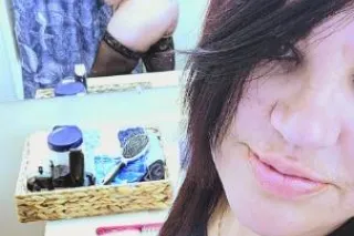 Hamilton I want to feel you fi... - Image 1