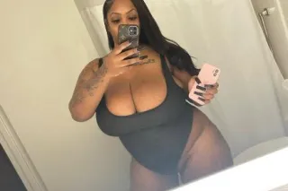 CHOCOLATE FREAK 🍫🩷 LET ME GIVE YOU A TASTE 👅 GREEK FRIENDLY 🍑🩷 - Image 5