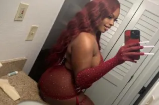 Available now 24/7 BBW Sexy azz Mercedeez Nice Curvy Natural Shaped body Trans Big Booty Come get you some. 😘 - Image 8