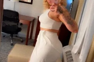 daytonas finest italian goddess i sell video pic panty F/T verify onlyfans.com/fineassmoneyy - Image 3