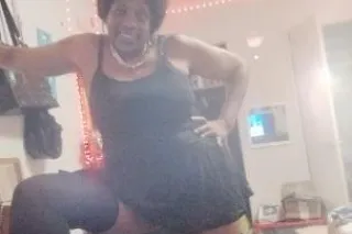 ...Serious clients only short stay 150 half an hour 200 an hour 300 I specialize in massages and fetishes video sex also I party at times - Image 5