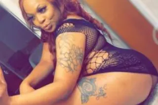 💦😘 Here for a good time not a long time 💦😻😻 specials all night long 😘🎉 - Image 5