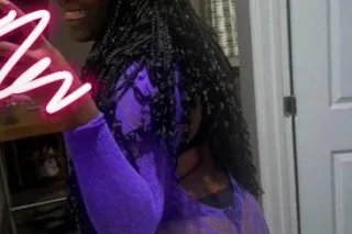 MERCED AREA AVAILABLE😝😘😘Your L... - Image 3