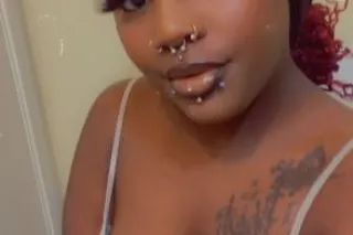 MERCED AREA AVAILABLE😝😘😘Your L... - Image 4