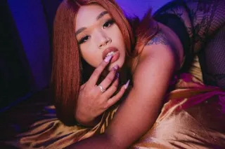 KAYANA / 𝖢𝗎𝗋𝗏𝗒 𝖤𝗑𝗈𝗍𝗂𝖼 𝖱𝖾𝖽𝗁𝖾𝖺𝖽 ... - Image 1