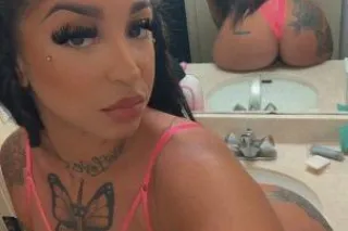 V E N T U R A ♥ - Image 1