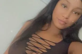 Hey Sexy Cum Have Some Fun Tod... - Image 2