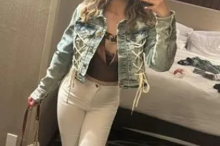 2 Hot Party Girls - 27 - Image 1