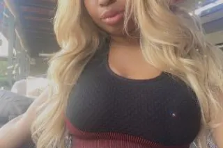 Georgous Bubble 🫧 Butt Lanette 🍑 - Image 1