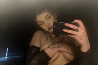 HEY BABES - 21 - Image 4