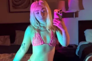 Your Favorite - 21 - Image 1