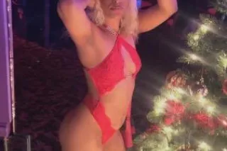 YOUNG WETTY IN A SEXY OUTFIT R... - Image 3