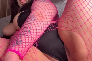 New 2 Town 🤗 White Curvy Latina Mix😍🇨🇿🇲🇽 - Image 5