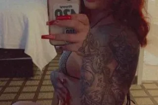 pretty face , big titties , di... - Image 3