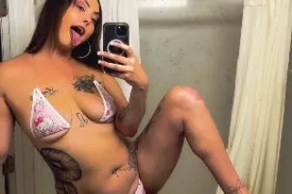 Sexy Hailey 🥰 - 26 - Image 4