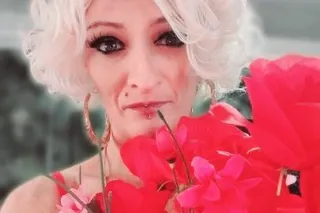 nikki here in Dundalk ready to play - Image 6