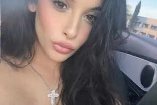 im back in town book me now😍 - Image 7