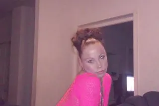 Hello Gentlemen Come Check Me ... - Image 1