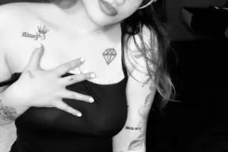 Available for ins/outs🥰 READ THE AD BEFORE CONTACTING ME!! - Image 5