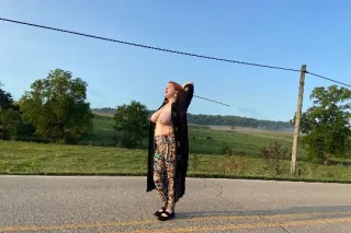 Glorious Harpy Anna Touring 🌸🪽... - Image 4