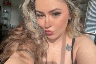 I'M A NEW GIRL IN THE AREA 😈 R... - Image 4