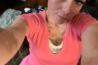 Super Slut Trying to Get Pussy... - Image 4