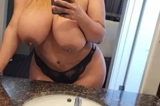 Mujer latina INDEPENDIENTE y s... - Image 1