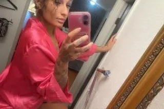 EXOTIC BEAUTY 🫦💦 - 25 - Image 3