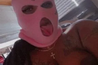 📍TANGER OUTLET 📍🤫 💚Throat Fair... - Image 3