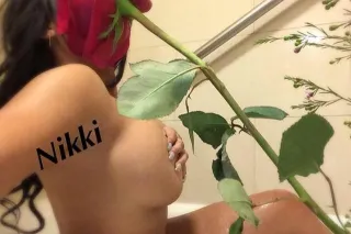 sweet like HONEY 💋🍾🥳🤩 - Image 1