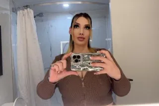 Juicy Delicious New Blonde Bom... - Image 4