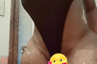 Onlyfans.com/dejabooty1🫦👏🏾😋🫡😍🔥... - Image 2