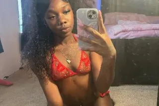 Tempting I Know 😏💦 - Image 2