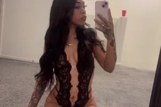 READY NOW🤍PRETTY FACE BADDIE 🤍... - Image 1