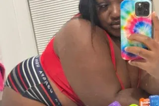 come splash in this thick clap back 😏🍑💦 - Image 5