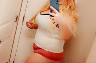 New girl in town let's have so... - Image 3