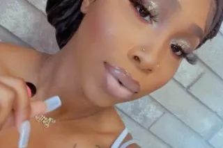 you want to see my front 💦or my back 🍑 - Image 5