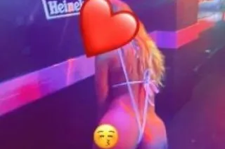 petite wet tight pussy book wh... - Image 2