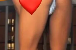 petite wet tight pussy book wh... - Image 1