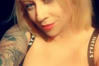 sexy milf - super hot blonde r... - Image 4